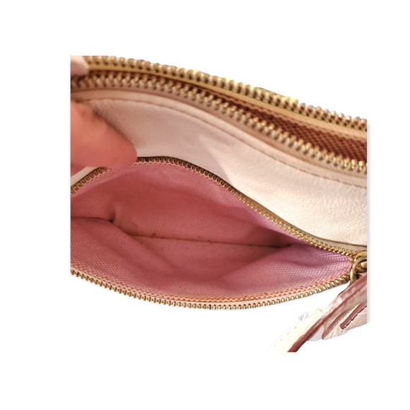 Dooney and Burke white Crossbody Bag - Picture 5 of 5